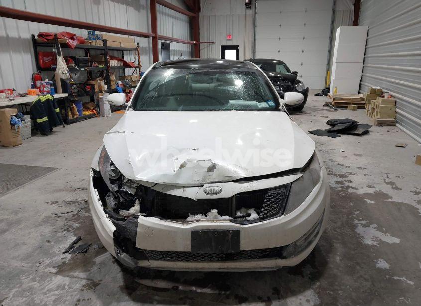 Photo 12 of 2013 Kia Optima SX (VIN 5XXGR4A68DG111673)