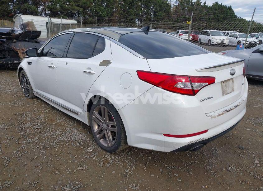 Photo 3 of 2013 Kia Optima SX (VIN 5XXGR4A68DG114587)