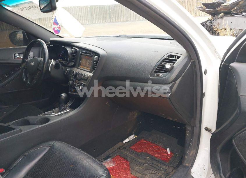 Photo 5 of 2013 Kia Optima SX (VIN 5XXGR4A68DG114587)