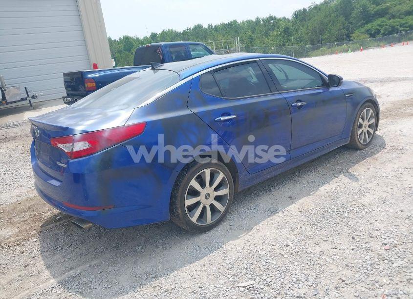 Photo 4 of 2013 Kia Optima SX (VIN 5XXGR4A68DG122057)