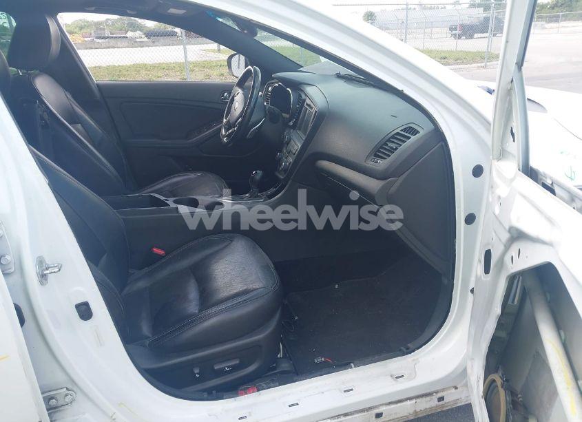 Photo 5 of 2013 Kia Optima SX (VIN 5XXGR4A68DG144558)