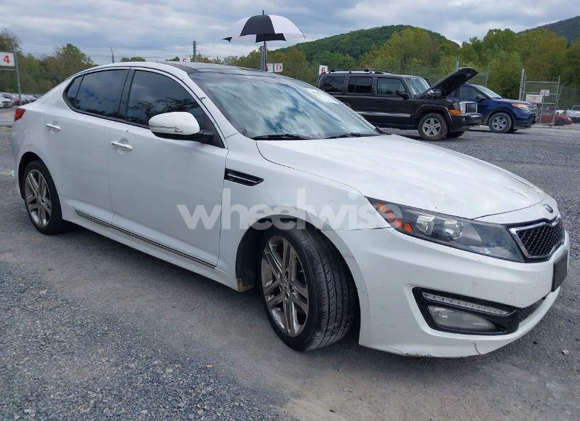 2013 Kia Optima SX (VIN 5XXGR4A68DG216018) main photo