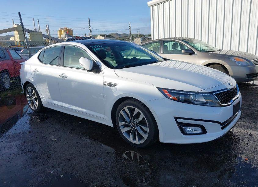 2014 Kia Optima SX TURBO (VIN 5XXGR4A68EG310031) main photo