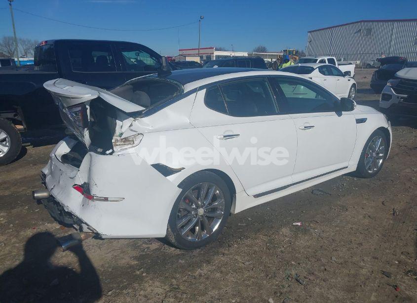 Photo 4 of 2015 Kia Optima SXL TURBO (VIN 5XXGR4A68FG410521)