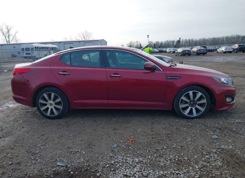 Photo 13 of 2012 Kia Optima SX (VIN 5XXGR4A69CG015355)