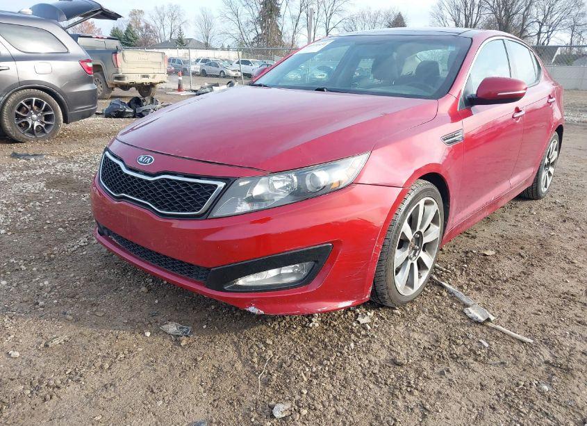 Photo 6 of 2012 Kia Optima SX (VIN 5XXGR4A69CG015355)
