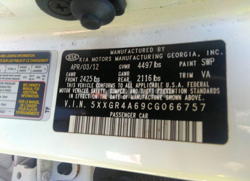 Photo 9 of 2012 Kia Optima SX (VIN 5XXGR4A69CG066757)