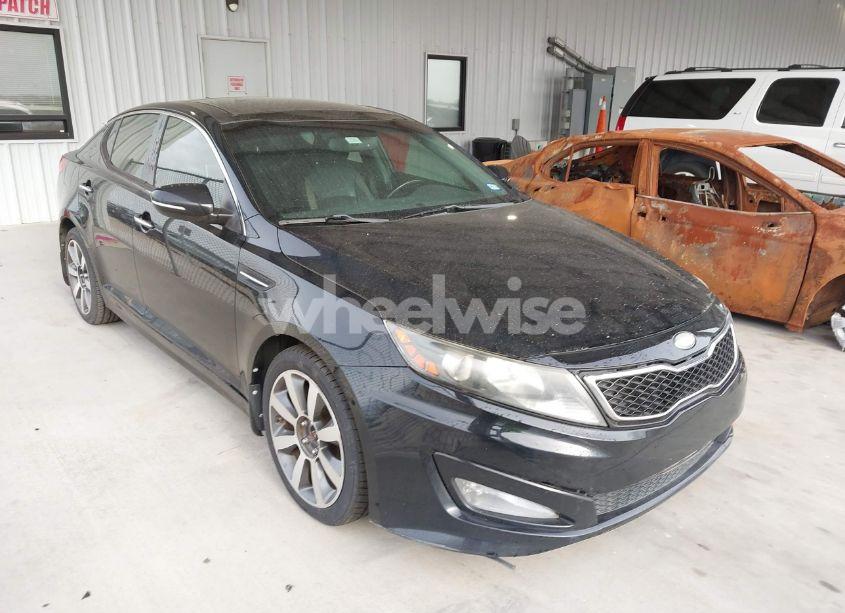 2013 Kia Optima SX (VIN 5XXGR4A69DG123489) main photo