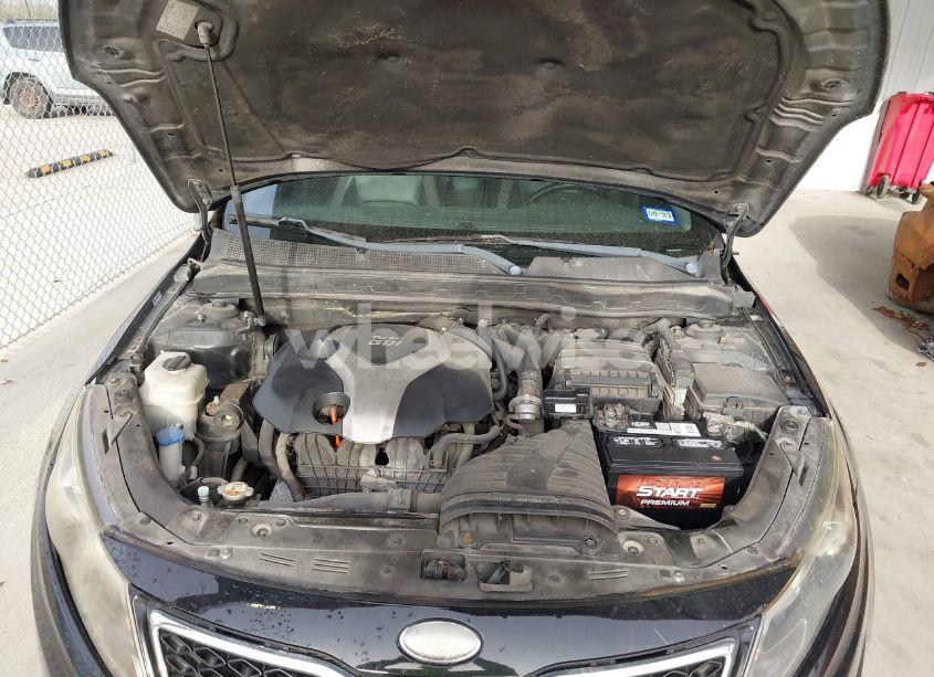 Photo 10 of 2013 Kia Optima SX (VIN 5XXGR4A69DG123489)