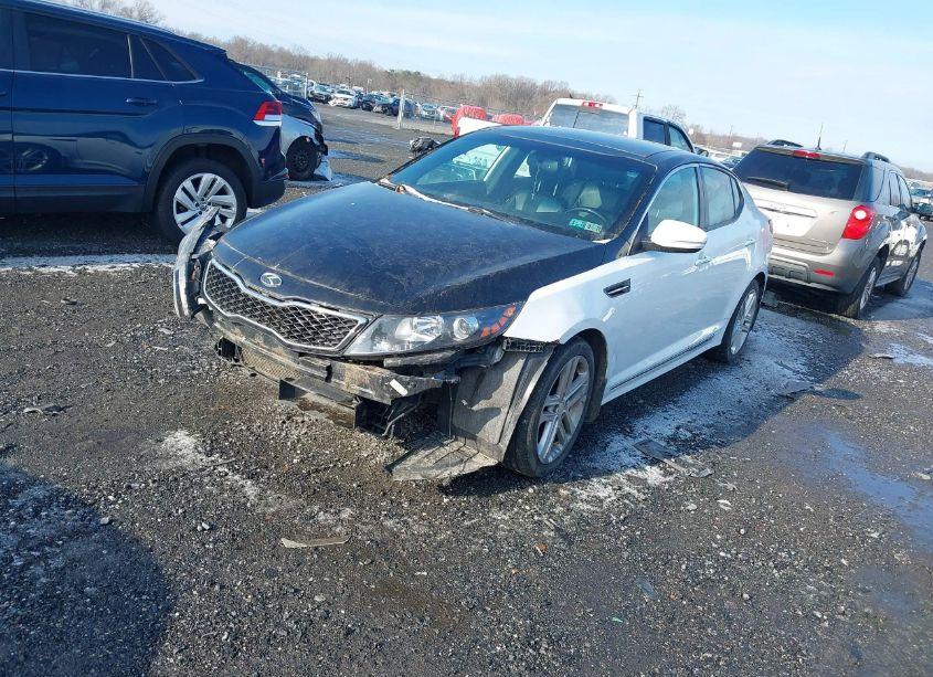 Photo 2 of 2013 Kia Optima SX (VIN 5XXGR4A69DG145346)