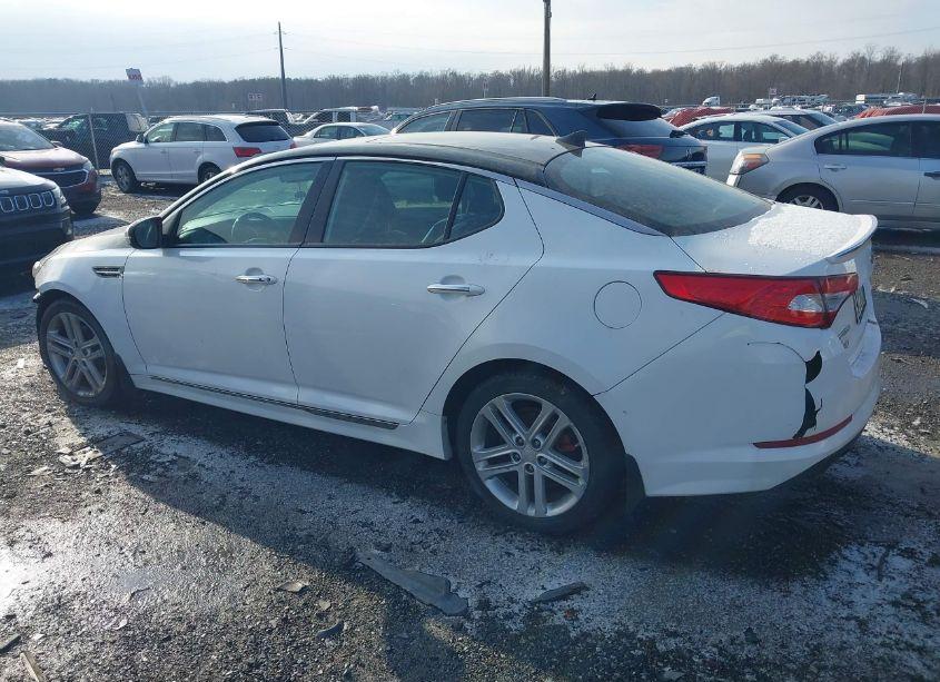 Photo 3 of 2013 Kia Optima SX (VIN 5XXGR4A69DG145346)