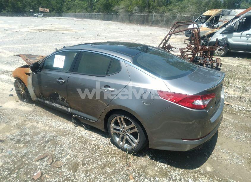Photo 3 of 2013 Kia Optima SX (VIN 5XXGR4A69DG214987)