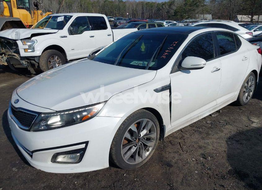 Photo 2 of 2014 Kia Optima SX TURBO (VIN 5XXGR4A69EG349422)