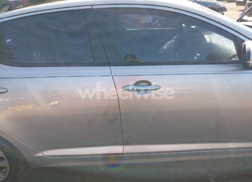 Photo 14 of 2015 Kia Optima SX TURBO (VIN 5XXGR4A69FG370689)