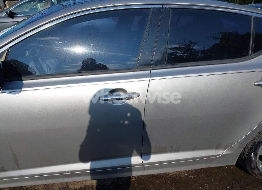 Photo 15 of 2015 Kia Optima SX TURBO (VIN 5XXGR4A69FG370689)