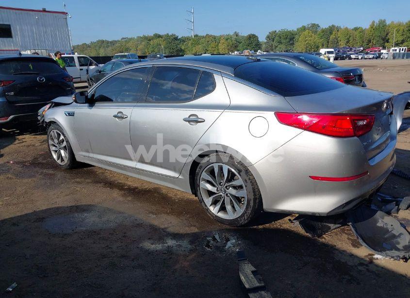 Photo 3 of 2015 Kia Optima SX TURBO (VIN 5XXGR4A69FG370689)