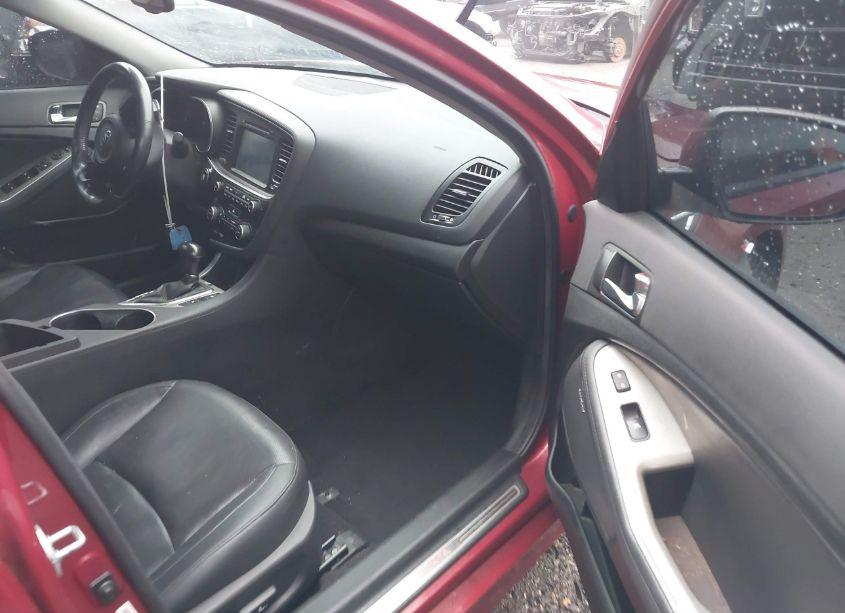 Photo 5 of 2015 Kia Optima SX TURBO (VIN 5XXGR4A69FG387542)