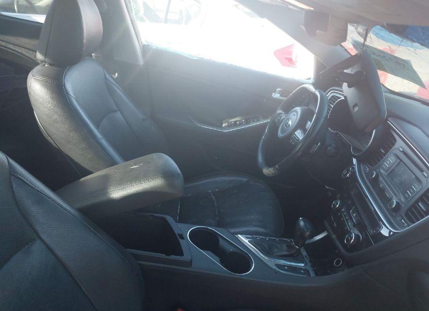 Photo 5 of 2015 Kia Optima SX TURBO (VIN 5XXGR4A69FG424153)