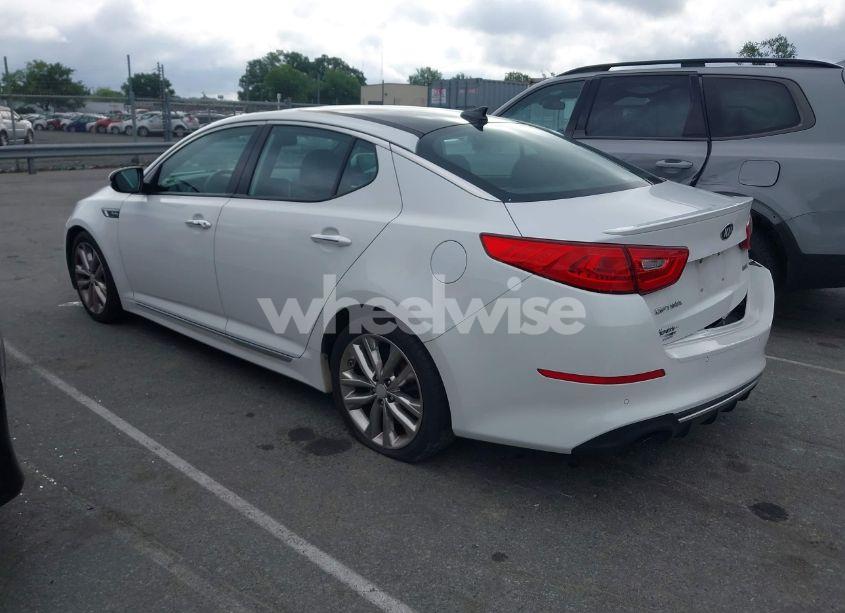 Photo 3 of 2015 Kia Optima SXL TURBO (VIN 5XXGR4A69FG443396)