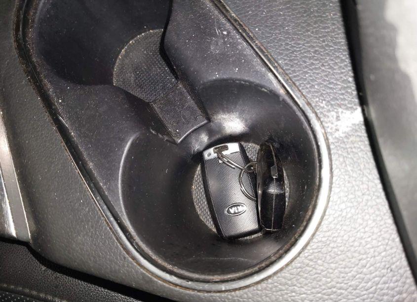 Photo 11 of 2015 Kia Optima SX TURBO (VIN 5XXGR4A69FG446377)