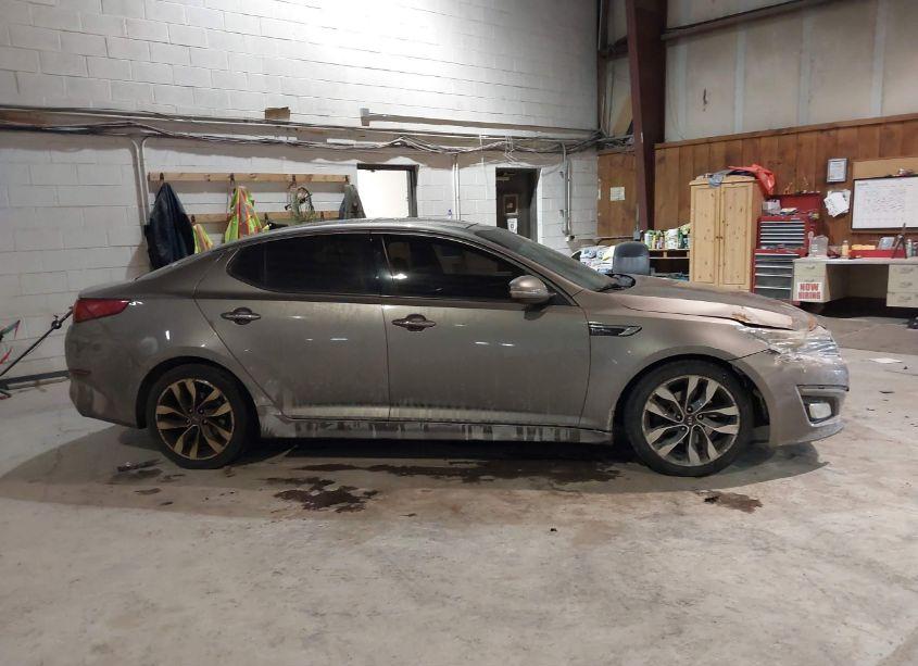 Photo 14 of 2015 Kia Optima SX TURBO (VIN 5XXGR4A69FG446377)