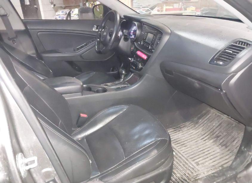 Photo 5 of 2015 Kia Optima SX TURBO (VIN 5XXGR4A69FG446377)