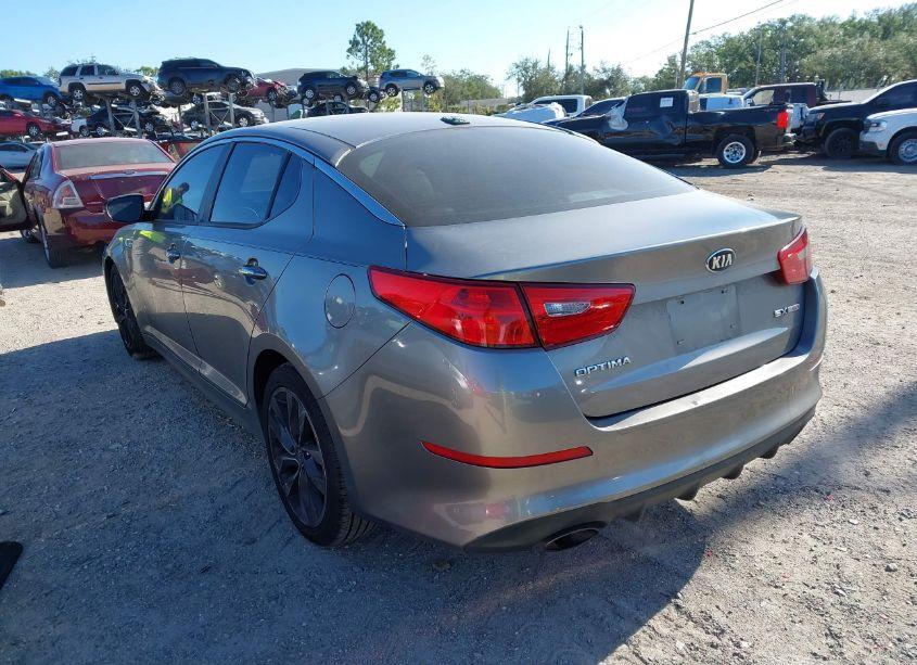 Photo 3 of 2015 Kia Optima SX TURBO (VIN 5XXGR4A69FG501698)