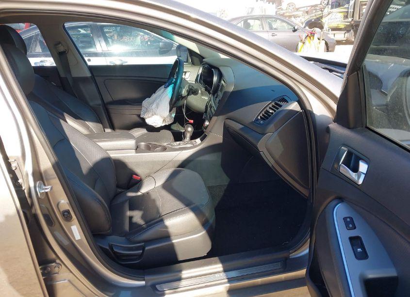 Photo 5 of 2015 Kia Optima SX TURBO (VIN 5XXGR4A69FG501698)