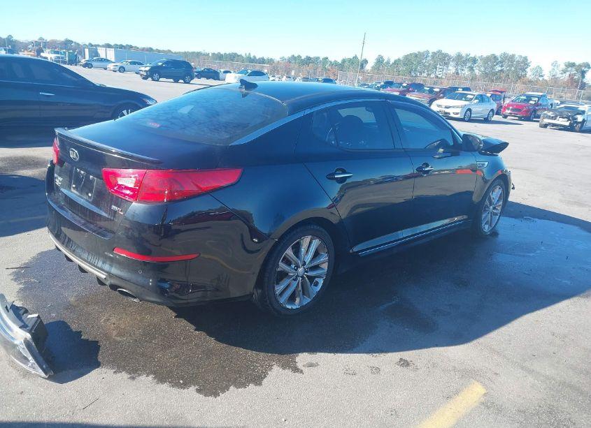 Photo 4 of 2015 Kia Optima SXL TURBO (VIN 5XXGR4A69FG512023)