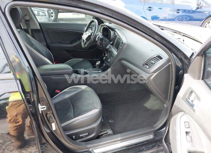 Photo 5 of 2012 Kia Optima SX (VIN 5XXGR4A6XCG045240)