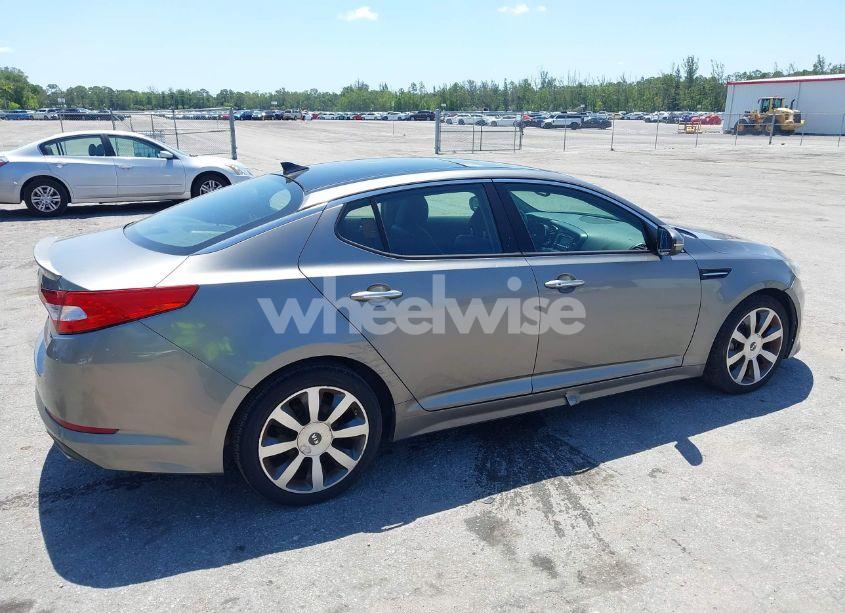 Photo 6 of 2012 Kia Optima SX (VIN 5XXGR4A6XCG062233)