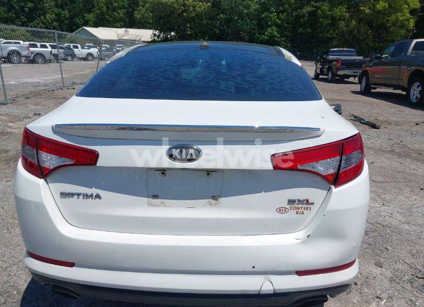 Photo 16 of 2013 Kia Optima SX (VIN 5XXGR4A6XDG098389)