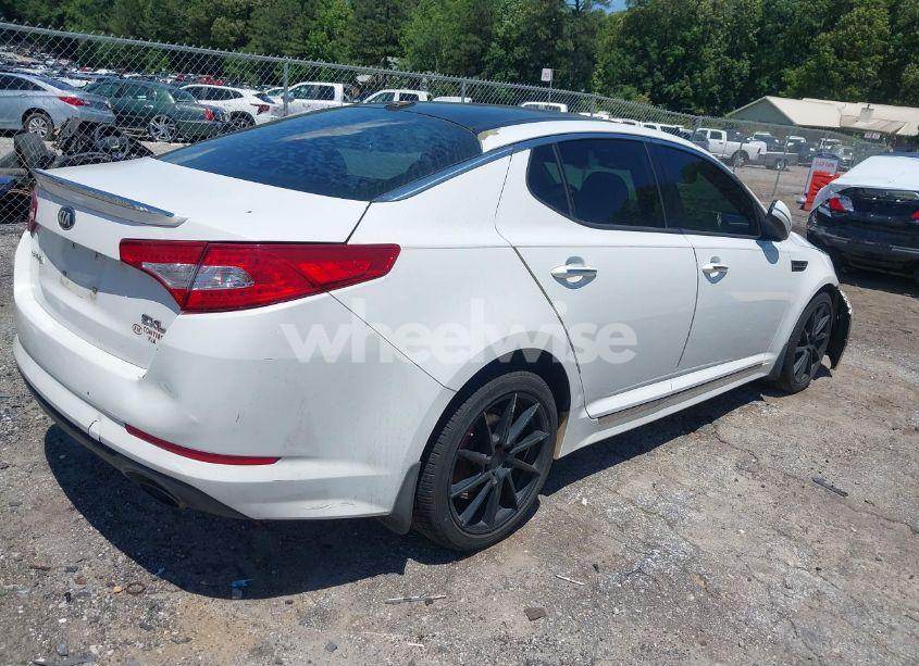 Photo 4 of 2013 Kia Optima SX (VIN 5XXGR4A6XDG098389)