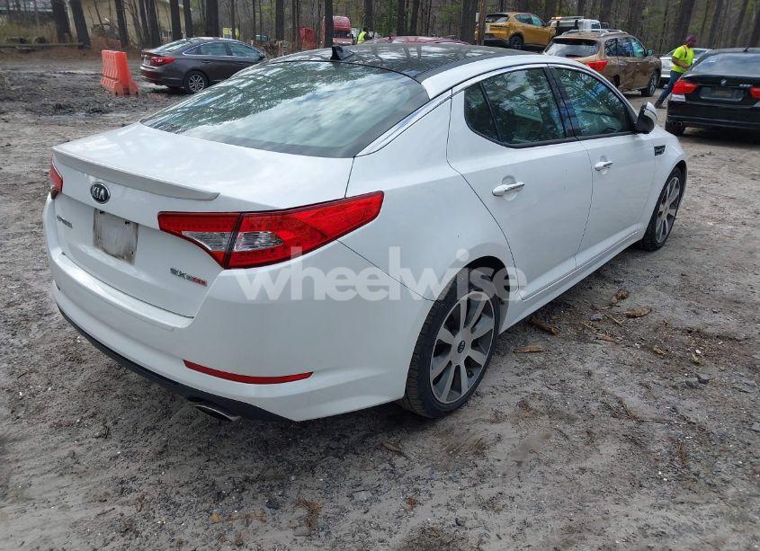 Photo 4 of 2013 Kia Optima SX (VIN 5XXGR4A6XDG114879)