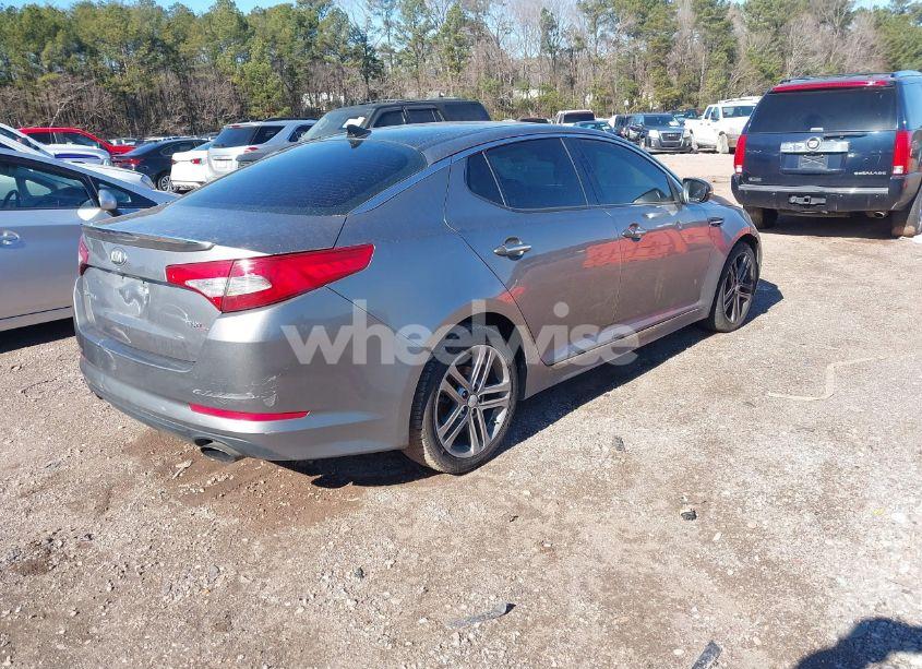 Photo 4 of 2013 Kia Optima SX (VIN 5XXGR4A6XDG115675)