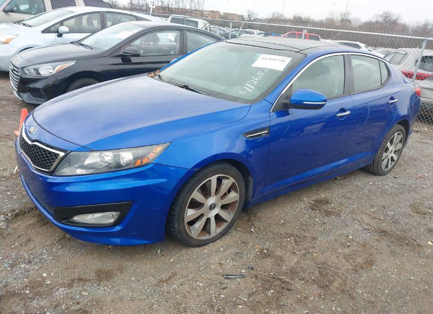 Photo 2 of 2013 Kia Optima SX (VIN 5XXGR4A6XDG116373)