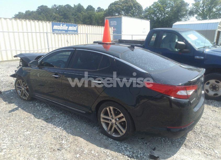 Photo 3 of 2013 Kia Optima SX (VIN 5XXGR4A6XDG118592)
