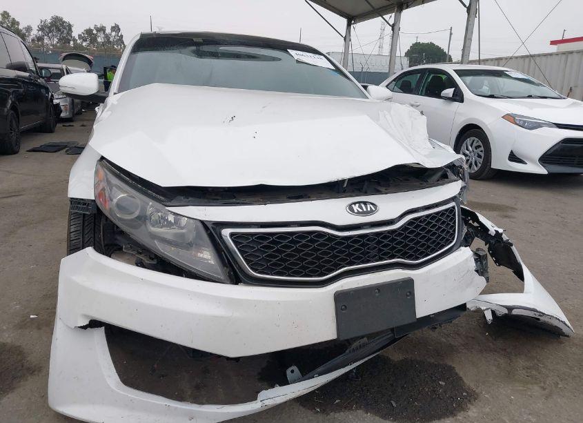 Photo 13 of 2013 Kia Optima SX (VIN 5XXGR4A6XDG130452)
