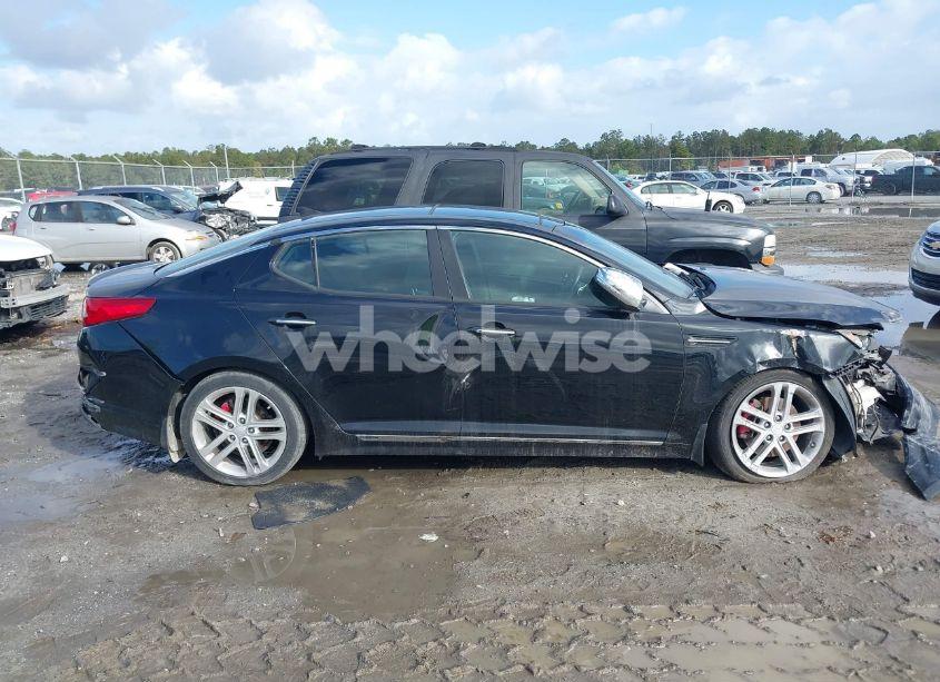 Photo 12 of 2013 Kia Optima SX (VIN 5XXGR4A6XDG189873)