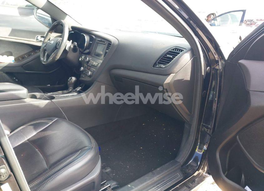 Photo 5 of 2013 Kia Optima SX (VIN 5XXGR4A6XDG189873)