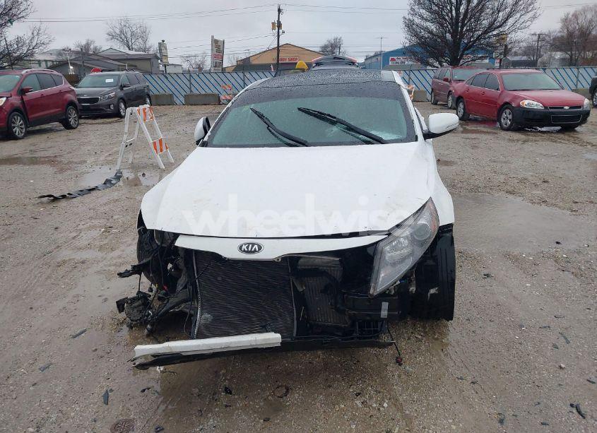 Photo 11 of 2013 Kia Optima SX (VIN 5XXGR4A6XDG243284)