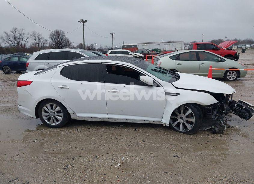 Photo 12 of 2013 Kia Optima SX (VIN 5XXGR4A6XDG243284)