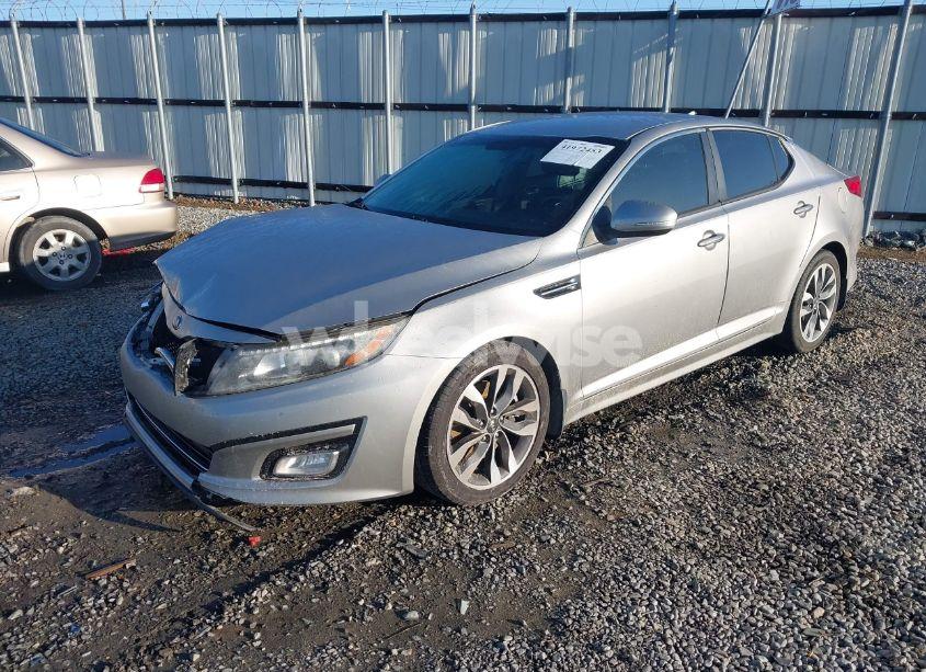 Photo 2 of 2015 Kia Optima SX (VIN 5XXGR4A72FG419739)