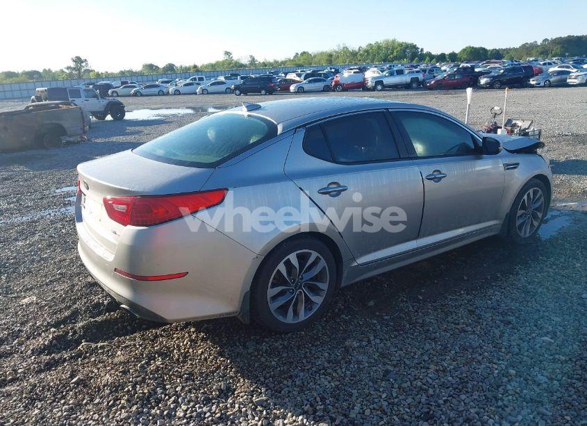 Photo 4 of 2015 Kia Optima SX (VIN 5XXGR4A72FG419739)