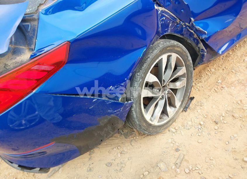 Photo 18 of 2015 Kia Optima SX (VIN 5XXGR4A76FG478194)