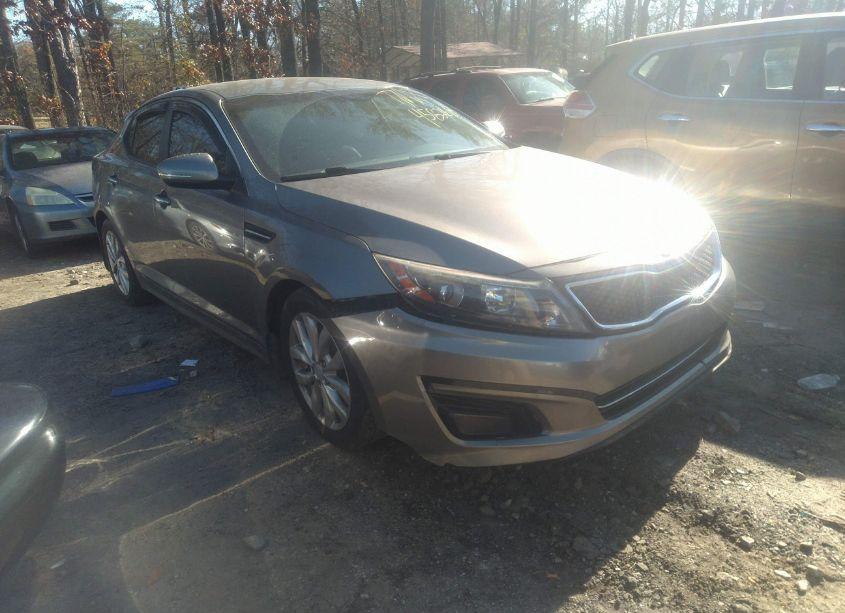 2015 Kia Optima SX (VIN 5XXGR4A78FG458268) main photo