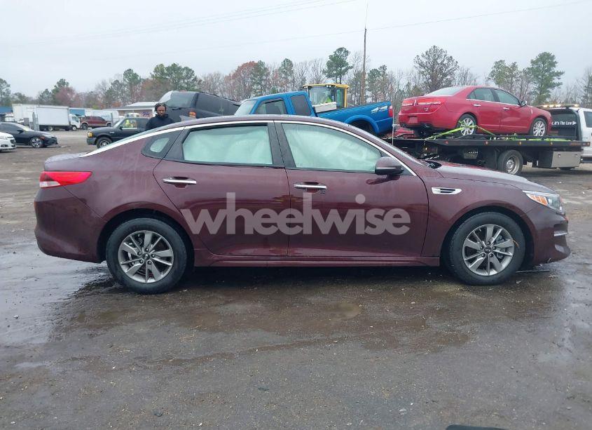 Photo 13 of 2016 Kia Optima LX TURBO (VIN 5XXGT4L10GG031808)