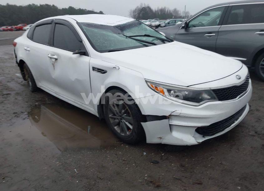 2016 Kia Optima LX TURBO (VIN 5XXGT4L10GG081513) main photo