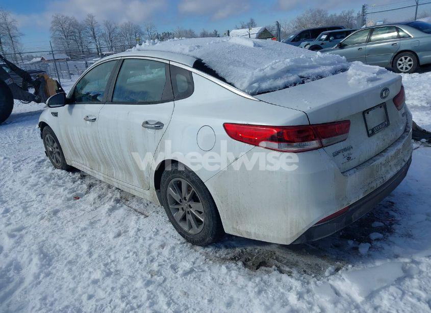 Photo 3 of 2017 Kia Optima (VIN 5XXGT4L10HG129691)