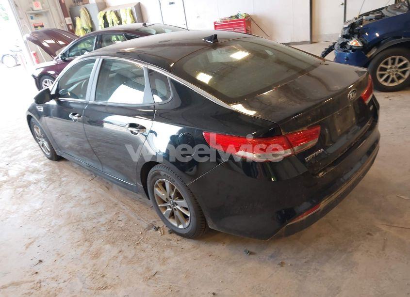 Photo 3 of 2016 Kia Optima LX TURBO (VIN 5XXGT4L11GG009655)